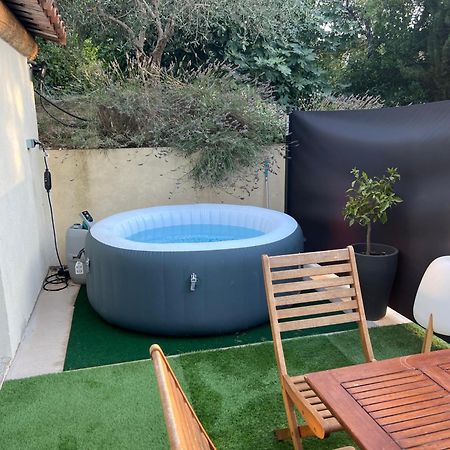 L'Escale Apartman Meyreuil Kültér fotó