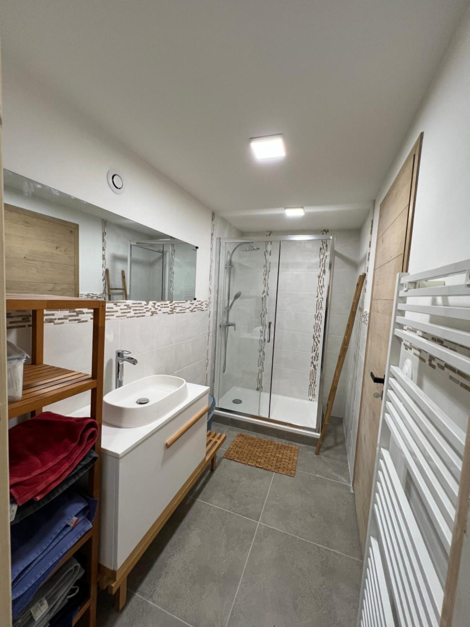 L'Escale Apartman Meyreuil Kültér fotó