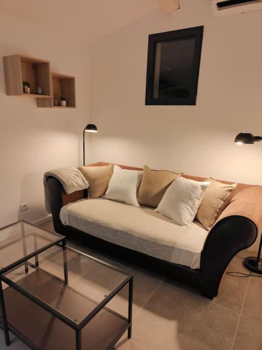 L'Escale Apartman Meyreuil Kültér fotó